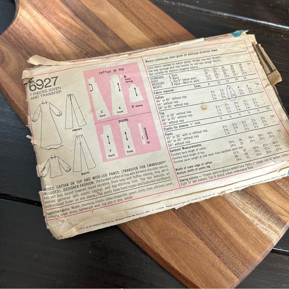 Simplicity Vintage Pattern - Picture 2 of 3